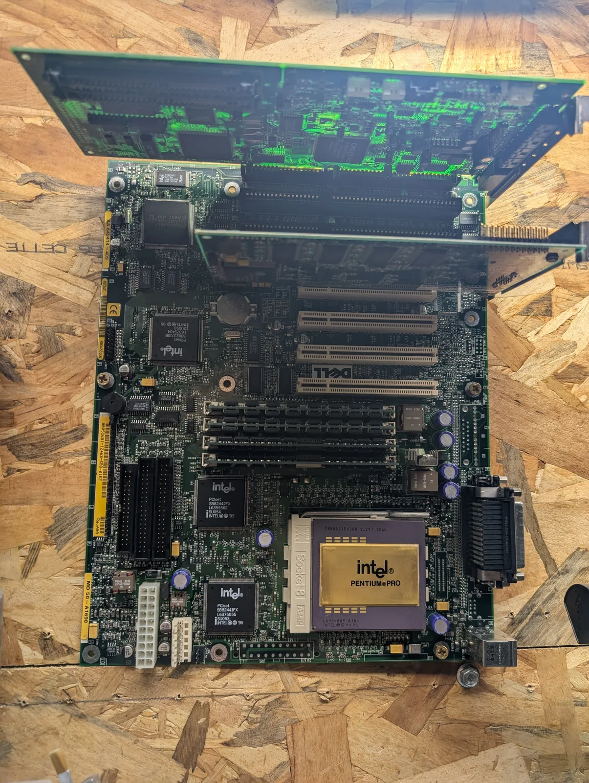Un peu d’histoire : carte mère avec Pentium Pro